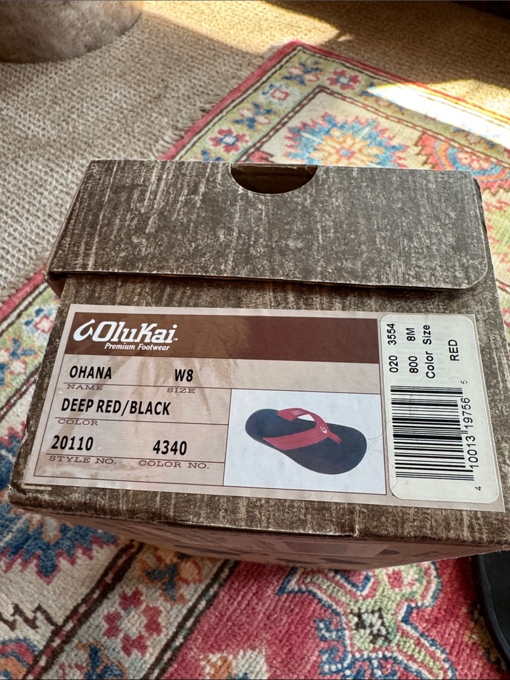 NWT women’s OluKai Ohana Flip Flop Sandals - 8 - Picture 2 of 5